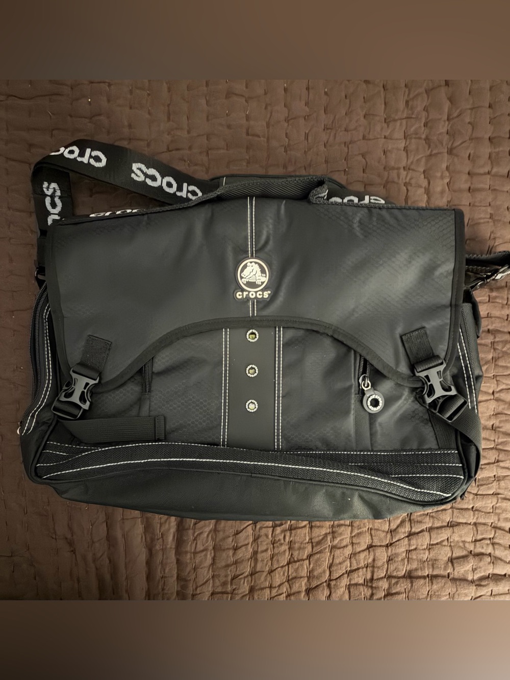 CROCS Black Messenger Bag with Contrast Stitching